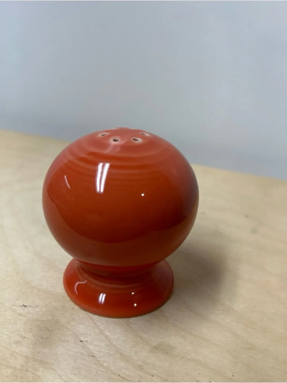 Vintage Fiestaware Round‎ Ball Bulb Salt OR Pepper Shakers Orange Rubber Stopper